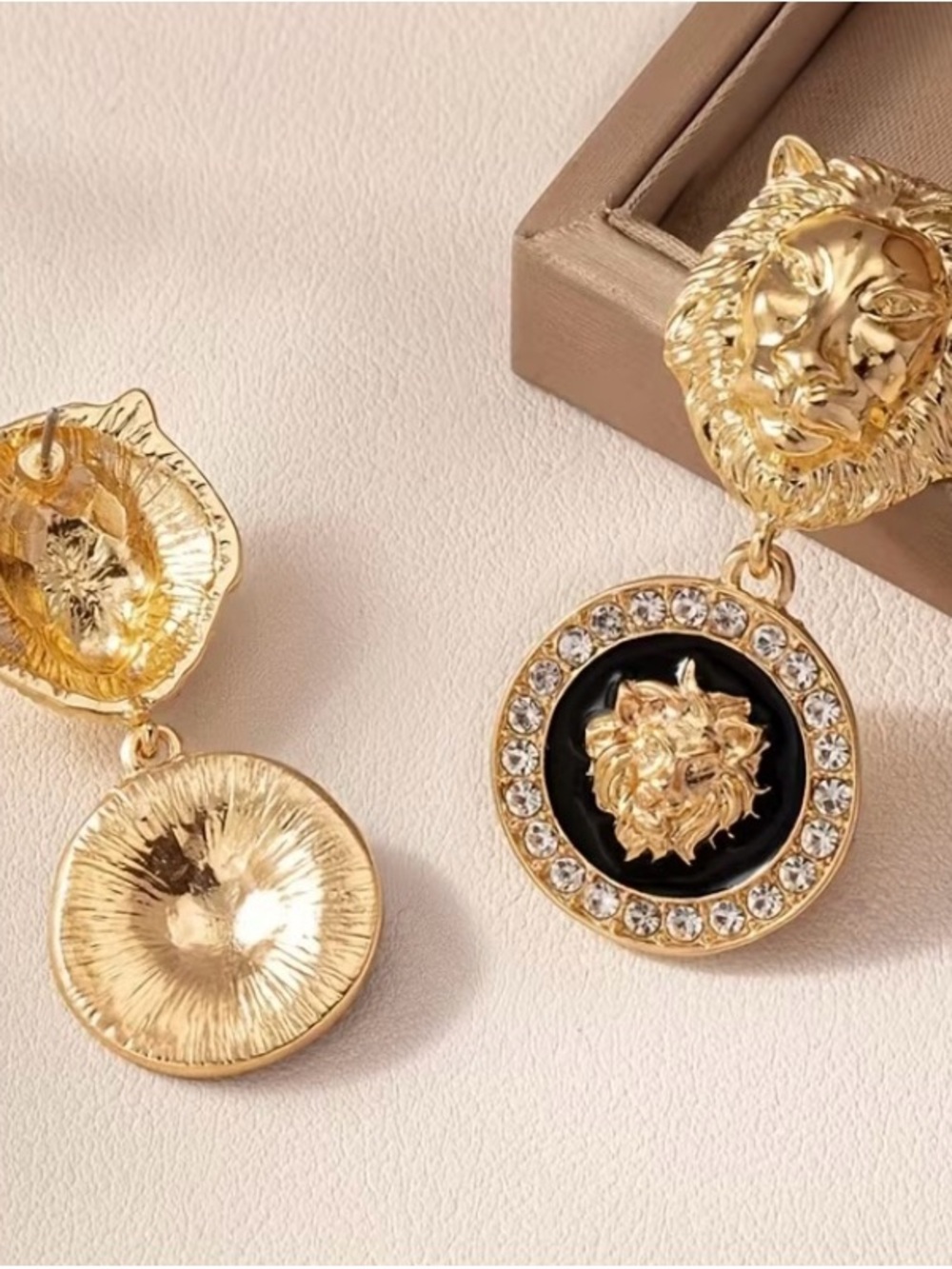 Gold Lion Head Drop Earrings w/ Black Disc Stud Statement Women’s Fashion NWT - Picture 5 of 6